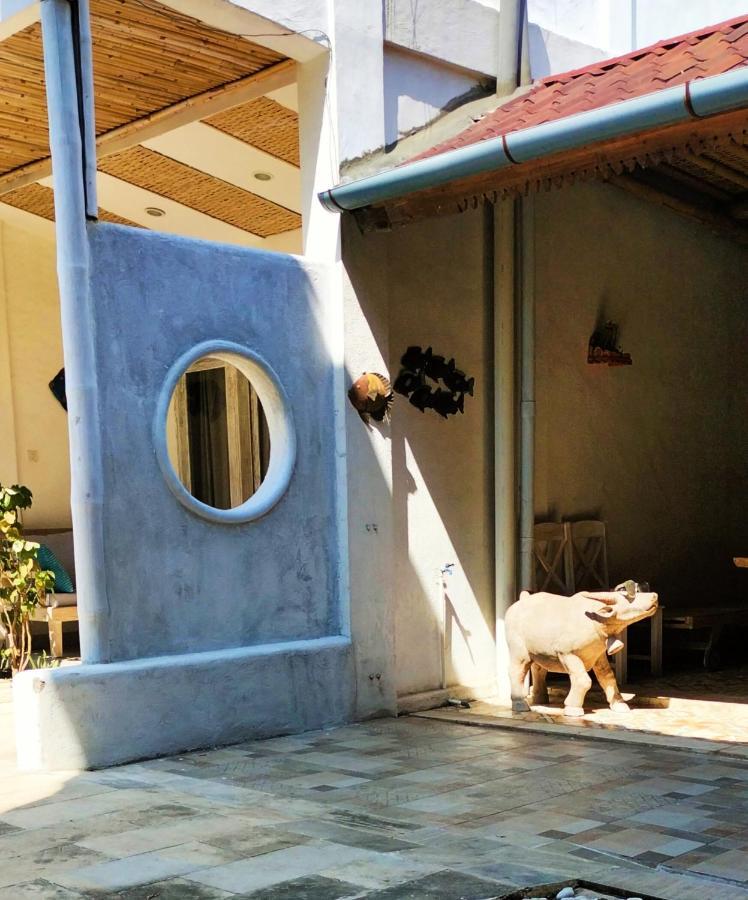 The 5 Brothers Hotel Gili Trawangan Dış mekan fotoğraf